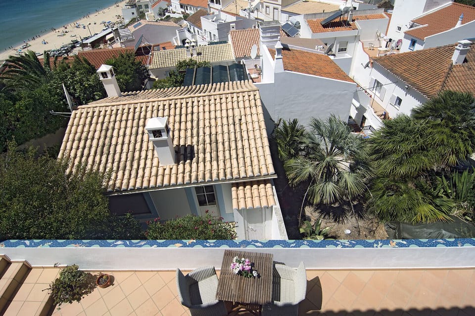 Terrace of Casa Sereia Praia with a view of the beach