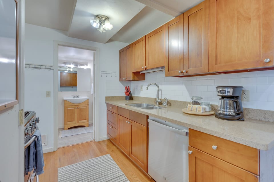Kitchen | Coffee Maker | Toaster | Cooking Basics
