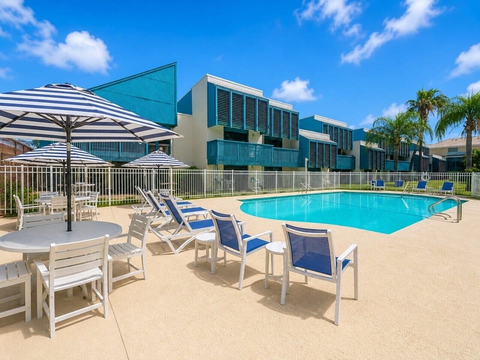 Swimming Pool 2