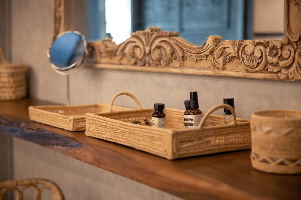 Signature Suite | Premium bedding, minibar, in-room safe, individually decorated