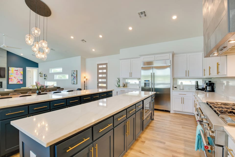 Kitchen | 1st Floor | Coffee Maker | Dishwasher