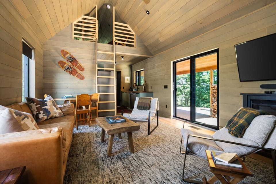 The living space features a fireplace, TV and Sonos Soundbar