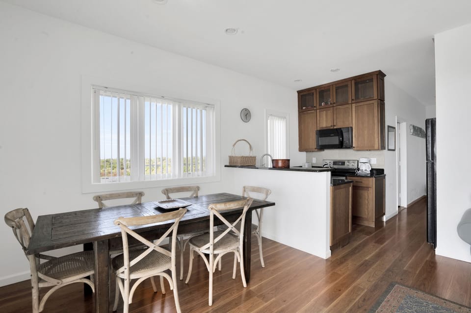 Condo | Private kitchen | Full-size fridge, microwave, oven, stovetop