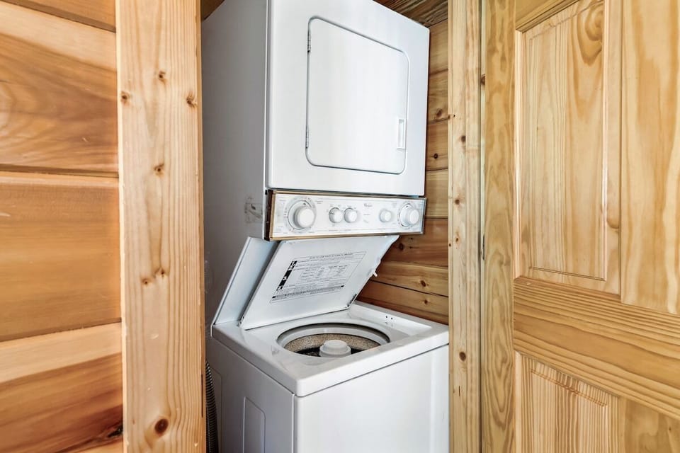 From dirty to dazzling: our laundry room's transformation station