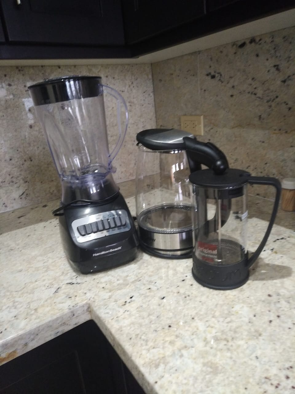 Blender, Coffee Maker, Electric Hot Water Kettle.