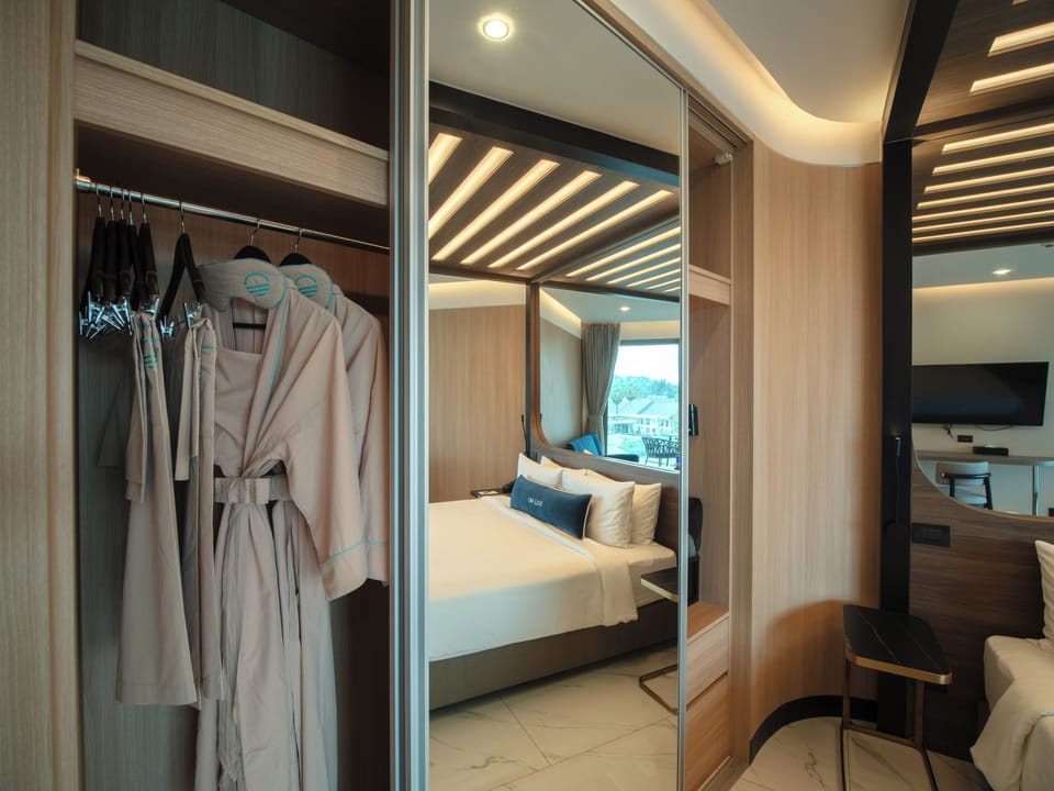 Premium Double Room, 1 King Bed (Wellness Deluxe Room) | In-room safe, desk, laptop workspace, soundproofing