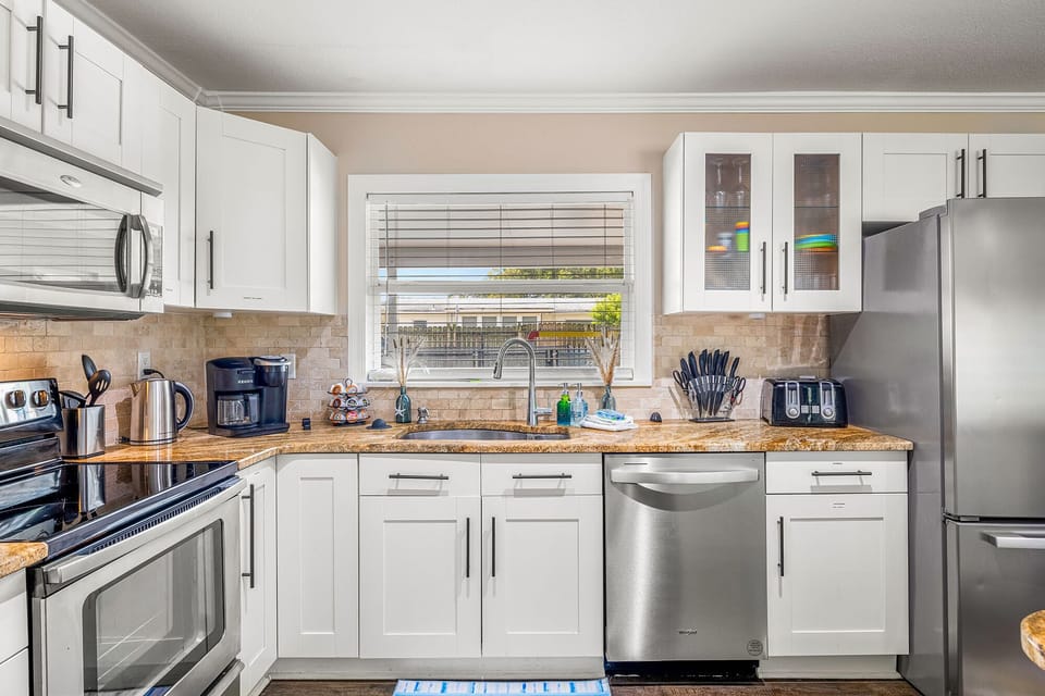 Fully-equipped Kitchen!
