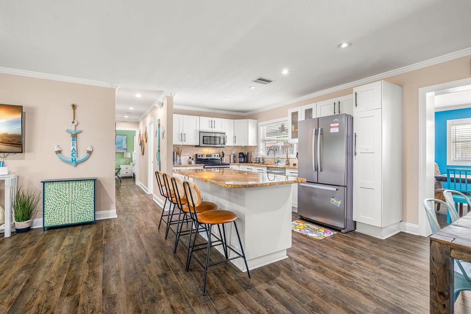 Fully-equipped Kitchen!