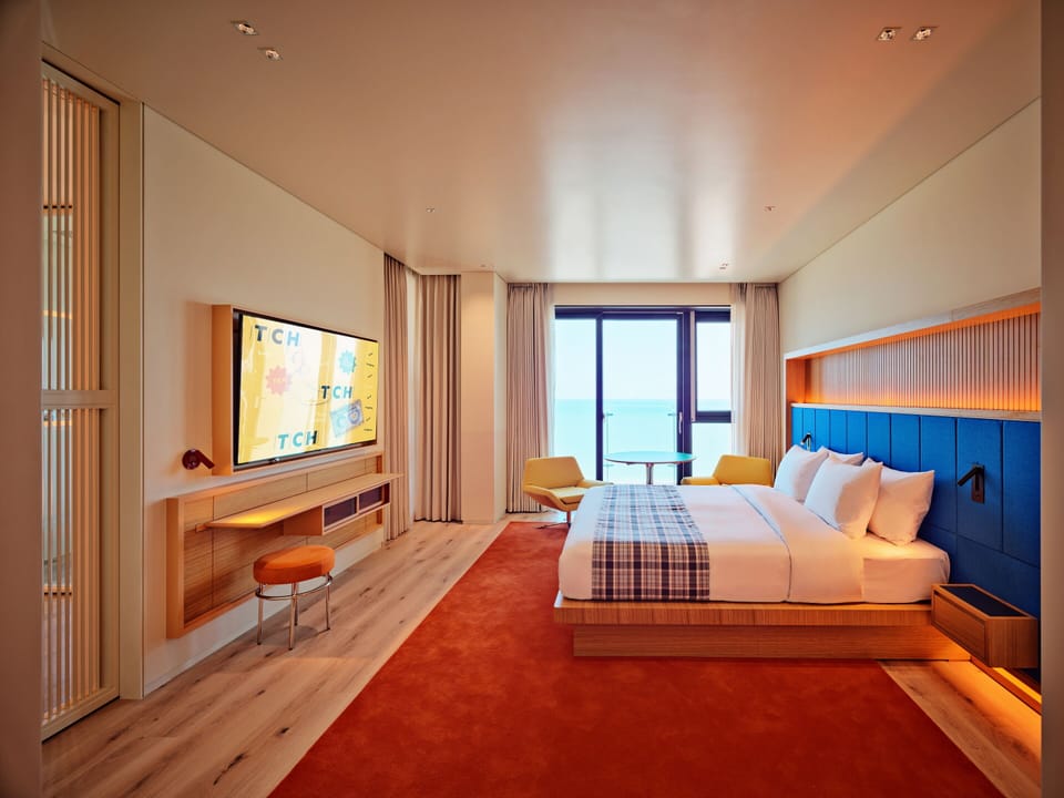 The coolest oceanview suite king terrace | View from room