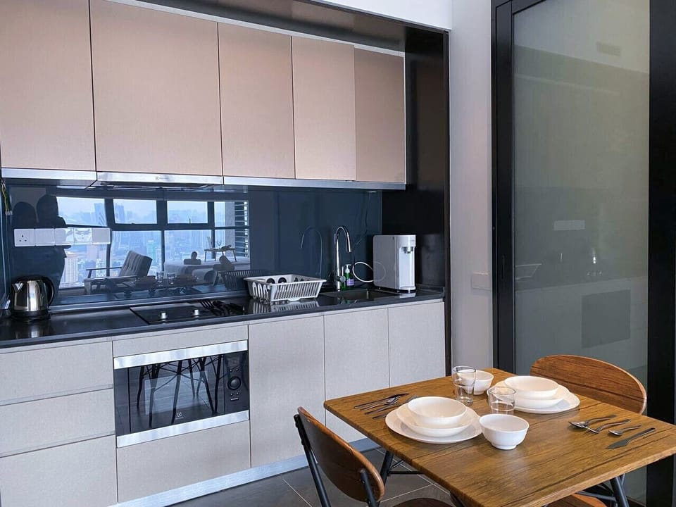 City Apartment | 1 bedroom, iron/ironing board, free WiFi