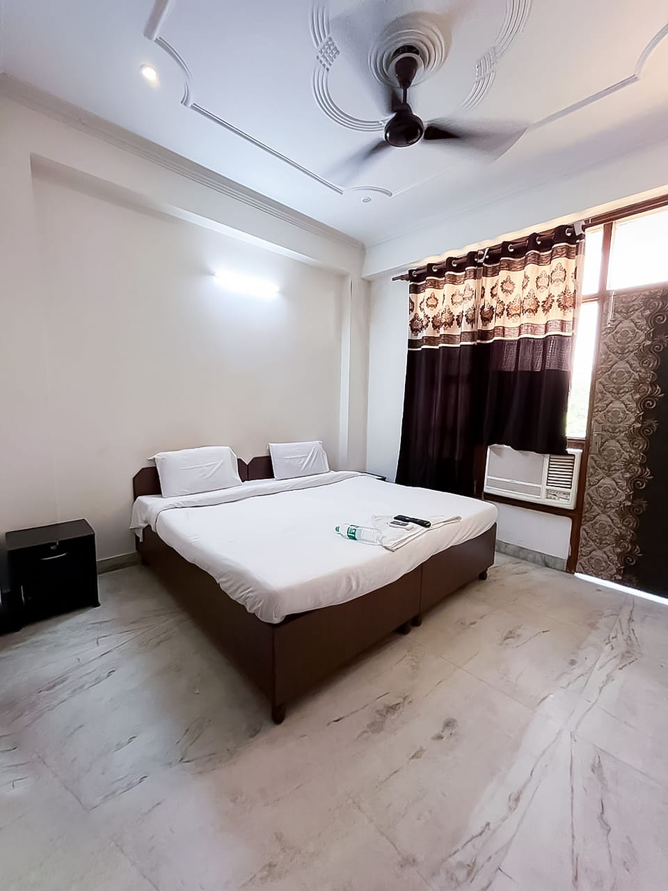 Deluxe Double Room | Free WiFi