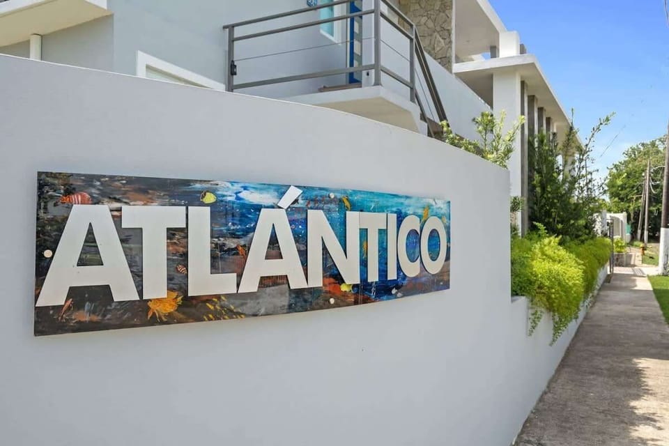 The outdoor facade of Atlántico building