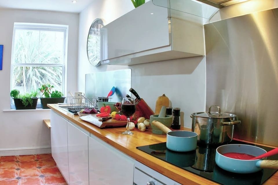 Chef's kitchen