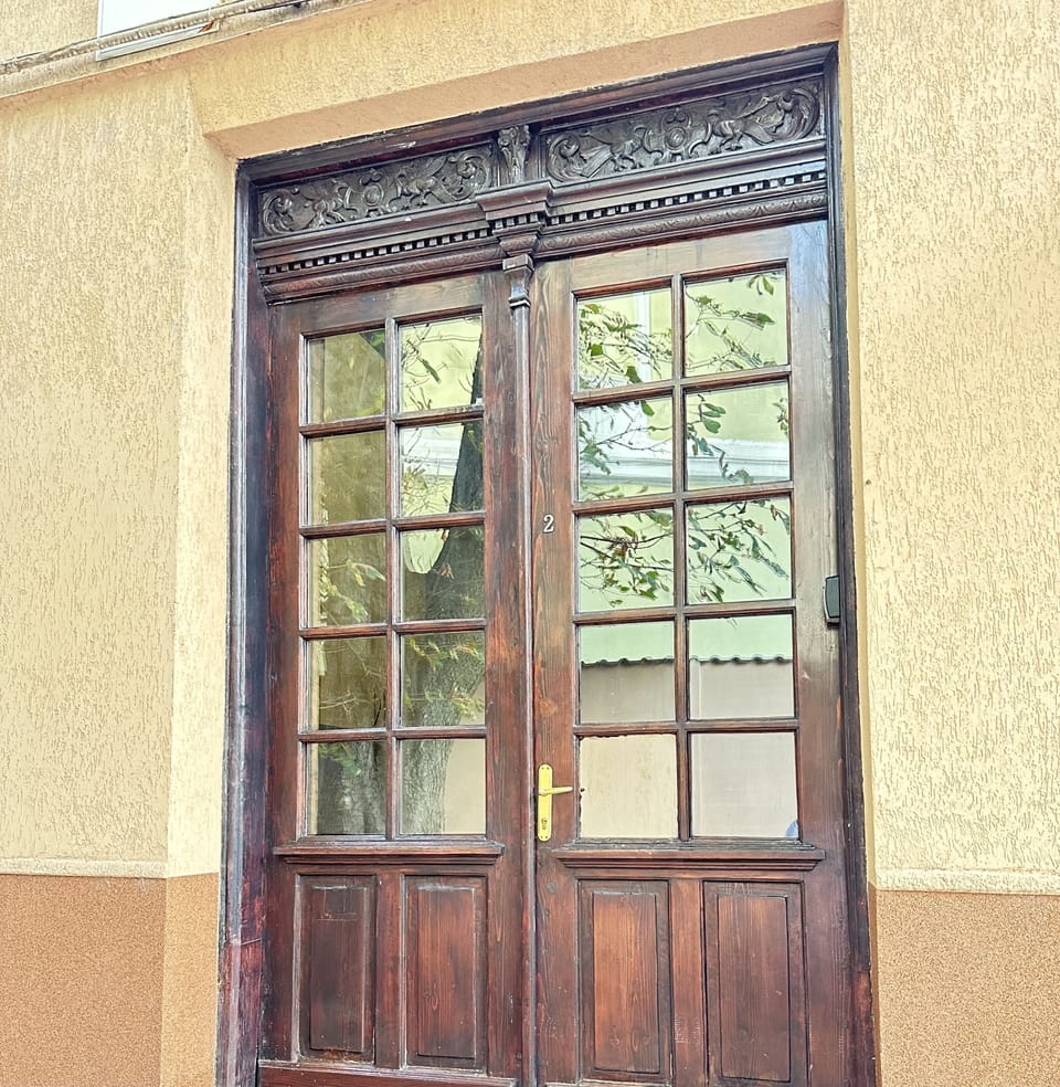 Private Entrance Flat