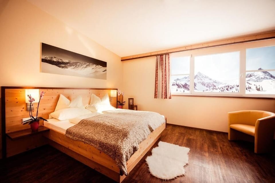 In-room safe, desk, blackout drapes, iron/ironing board