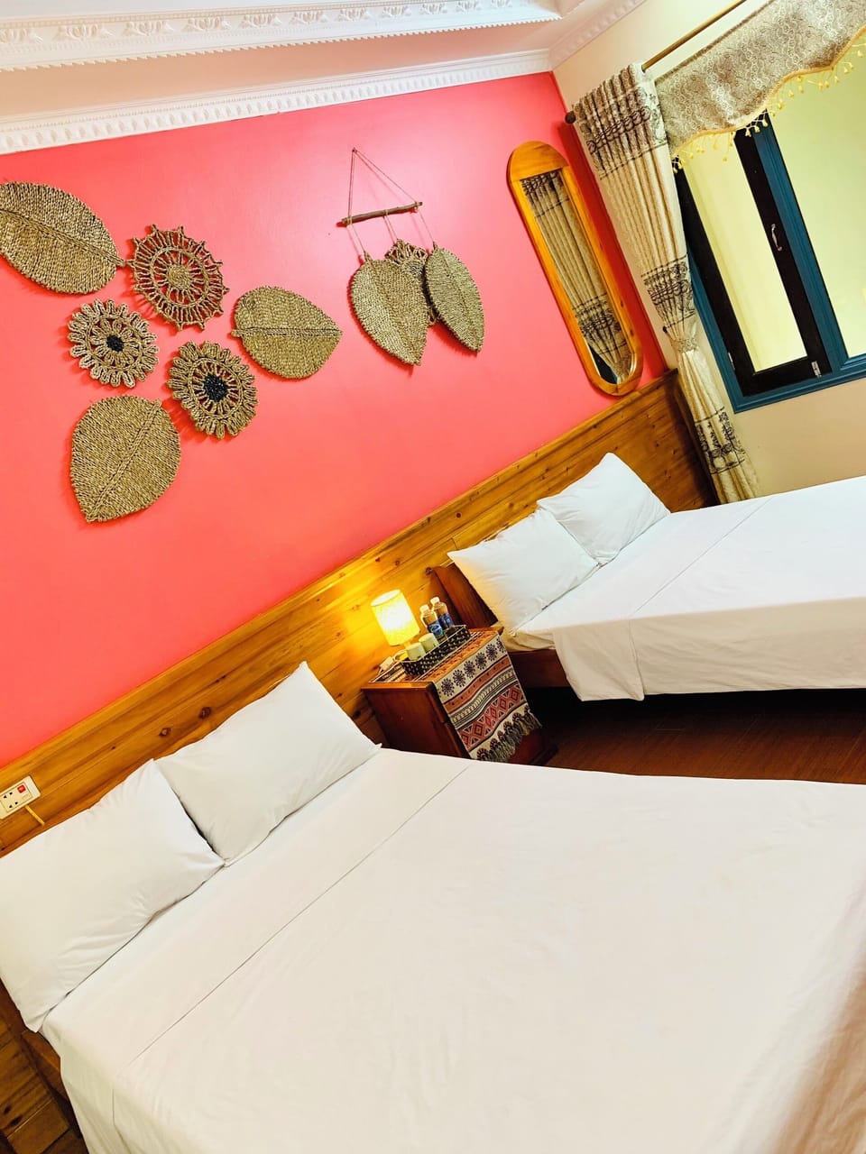 Double Room | Desk, free WiFi, bed sheets