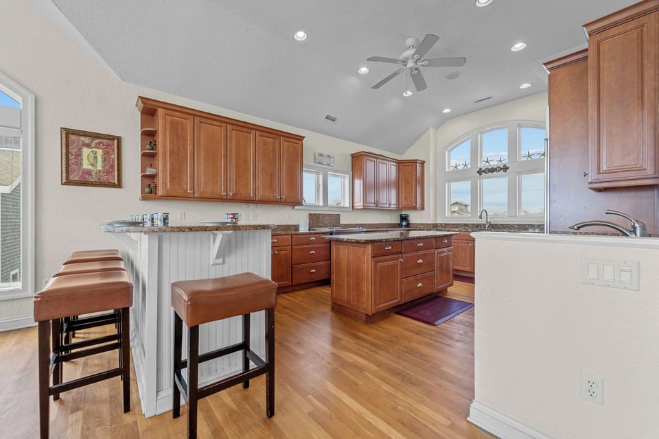Surf or Sound Realty - 1151 - Sunsational - Kitchen -2