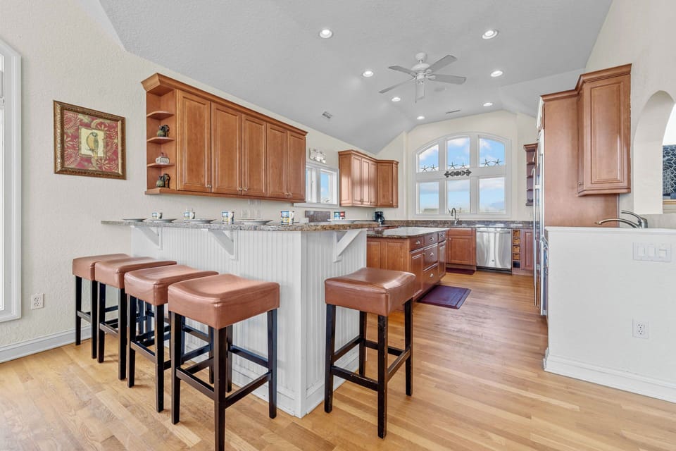 Surf or Sound Realty - 1151 - Sunsational - Dining Area-5