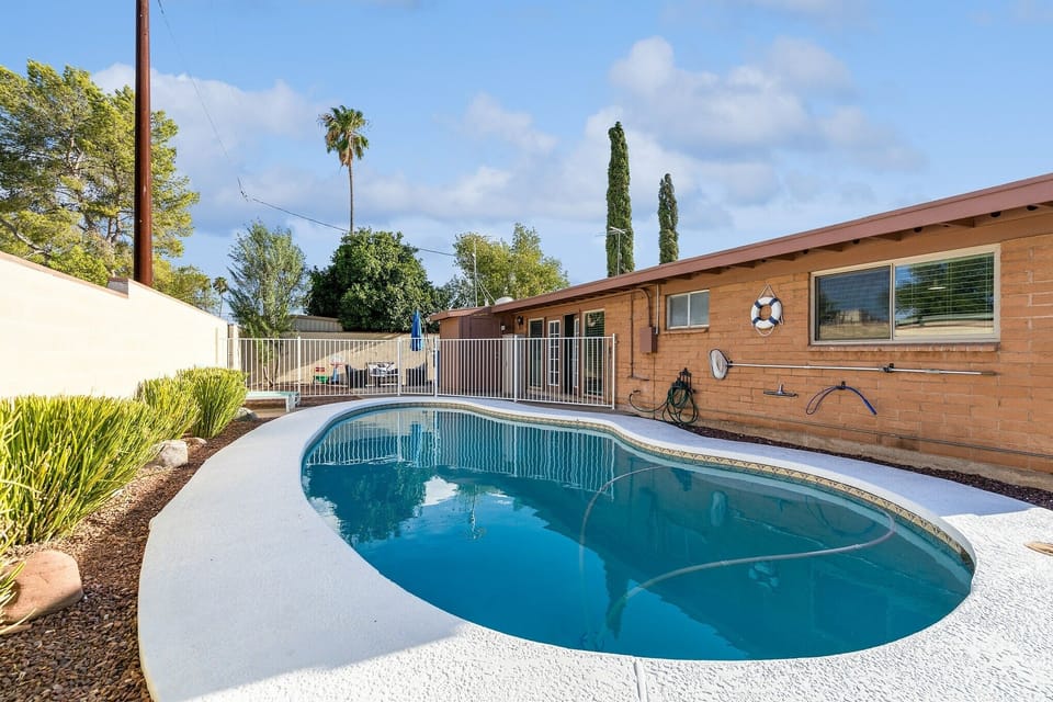 House, 4 Bedrooms | Pool | Outdoor pool