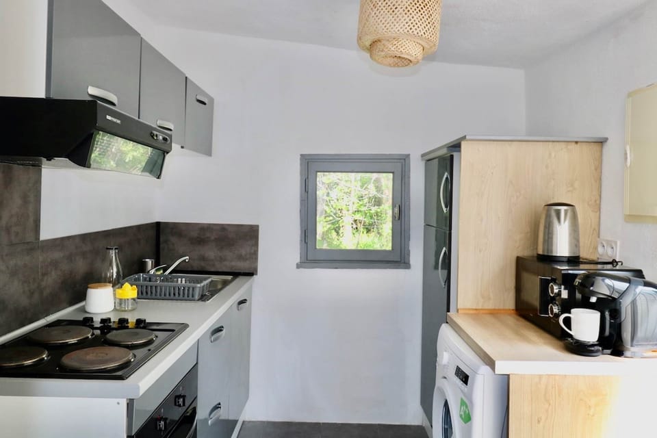 Gites Terra di a Bravona - Appartement Elia Cuisine