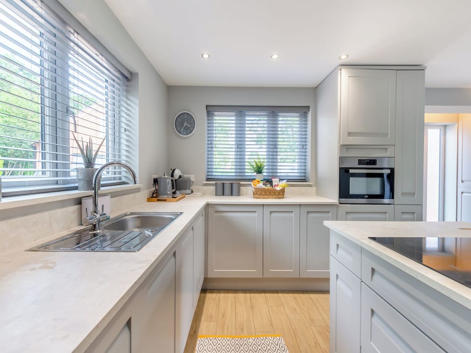 Open plan living space | The Retreat - Gables Retreats, Newark