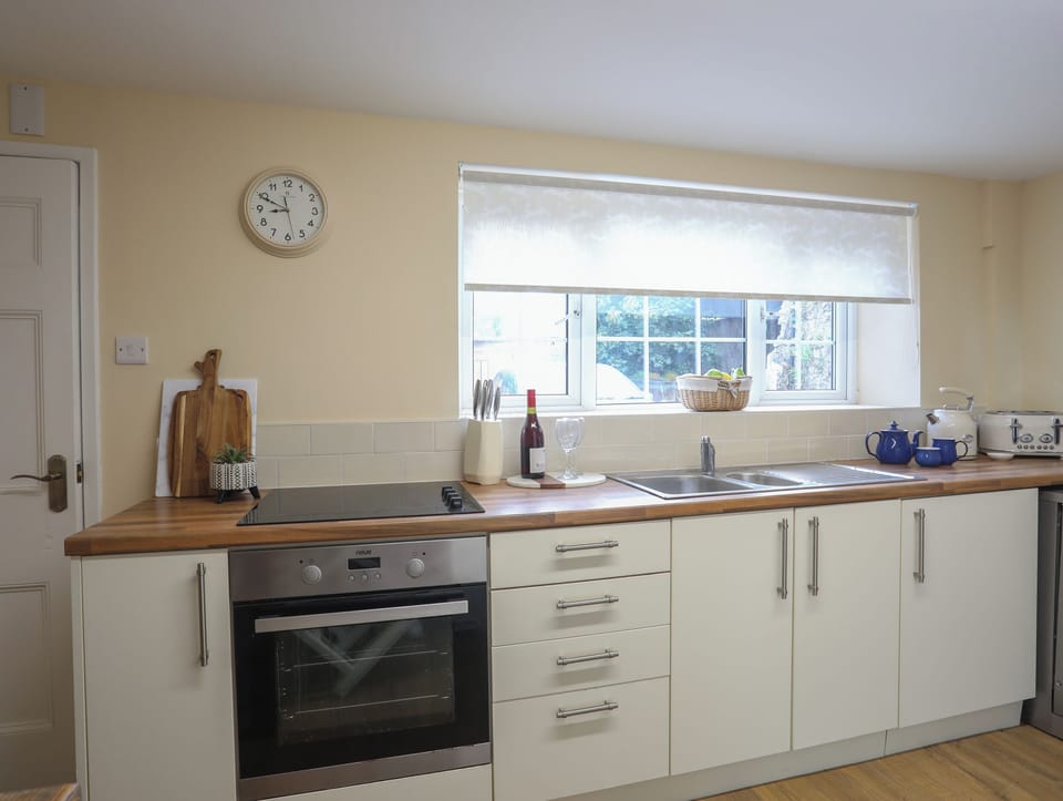 Fridge, dishwasher, electric kettle, toaster