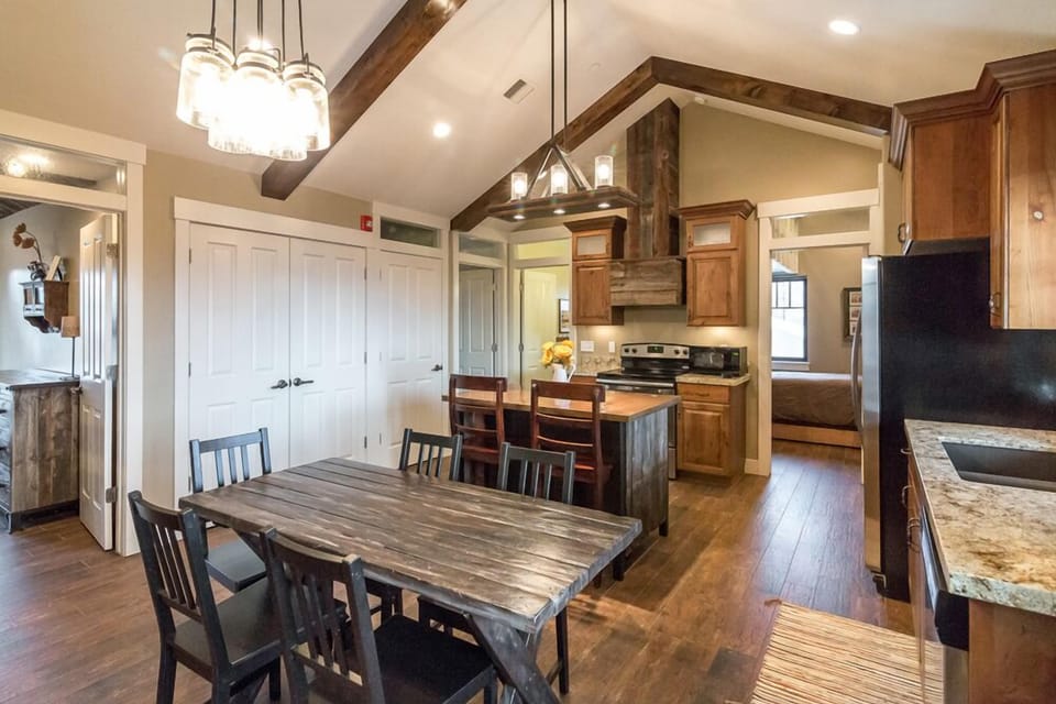 Waltzing Matilda | Private kitchen