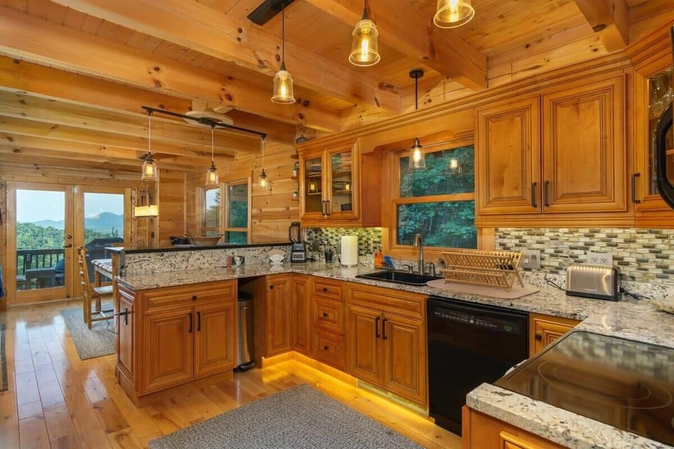Fully-equipped Kitchen!
