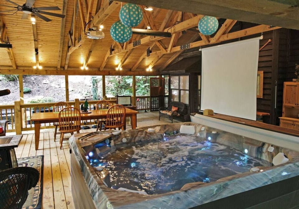 Pet Friendly,Blairsville GA Cabin Rental with Outdoor Living Area with Hot Tub