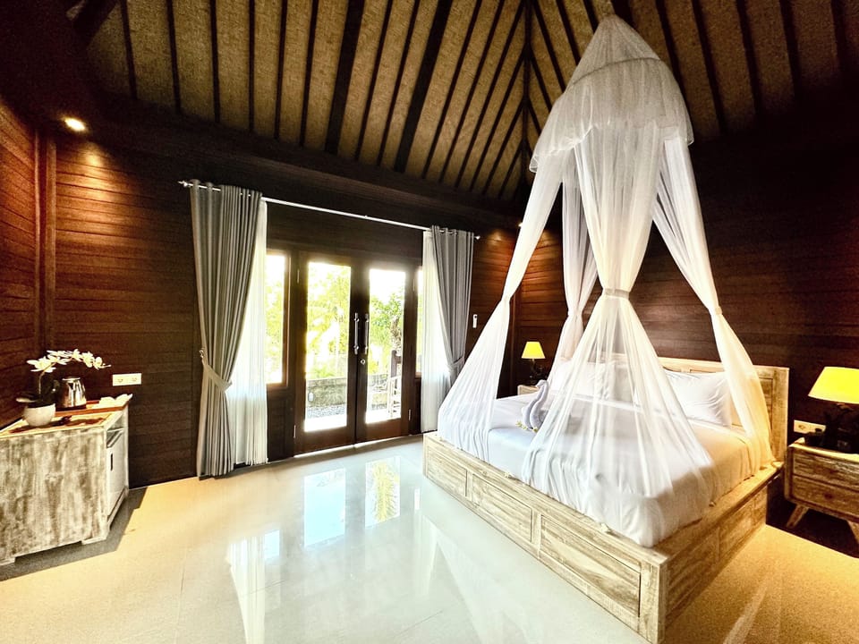 1 bedroom, Egyptian cotton sheets, premium bedding, pillowtop beds