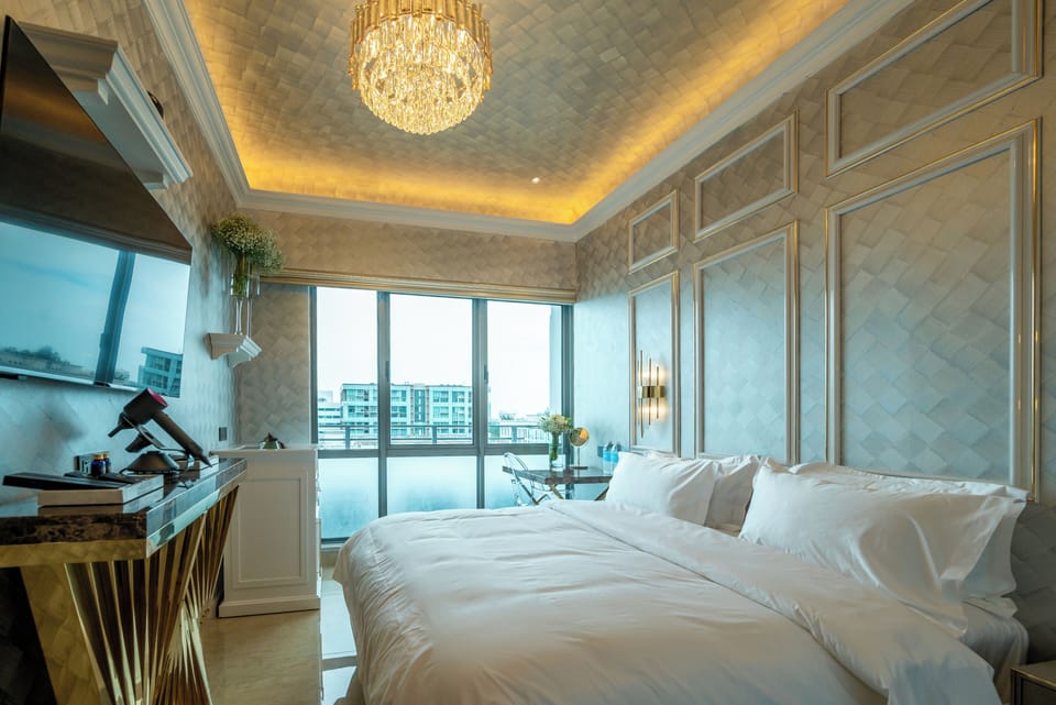 Superior Double Room | City view