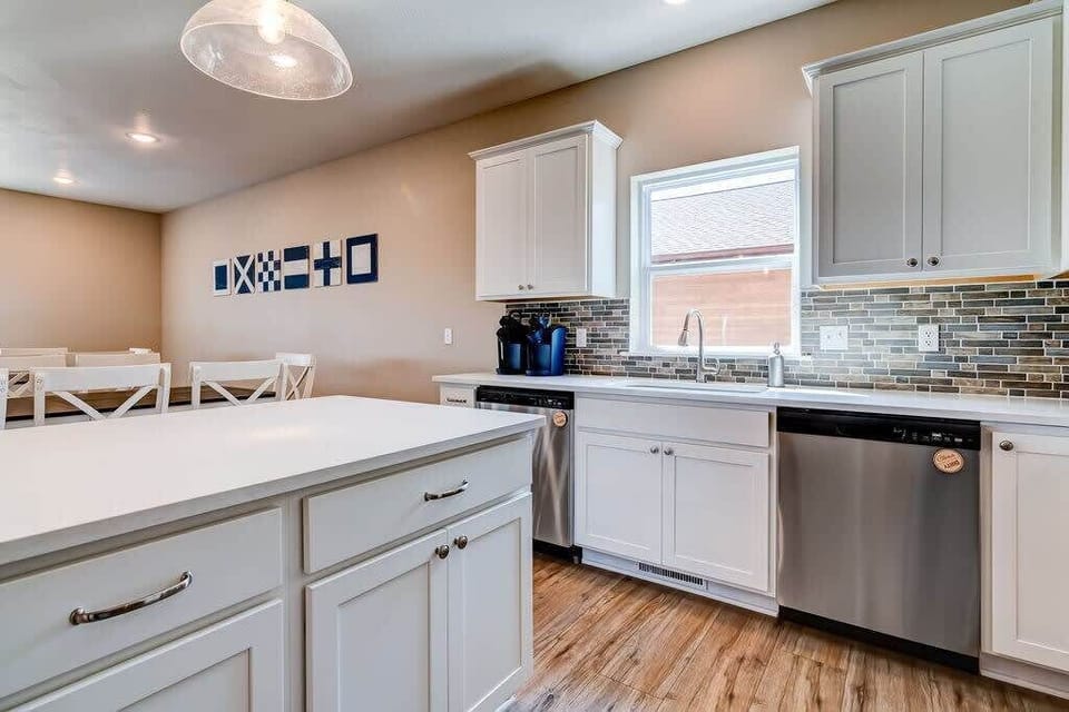 Plenty of counter space for all your food prepping!