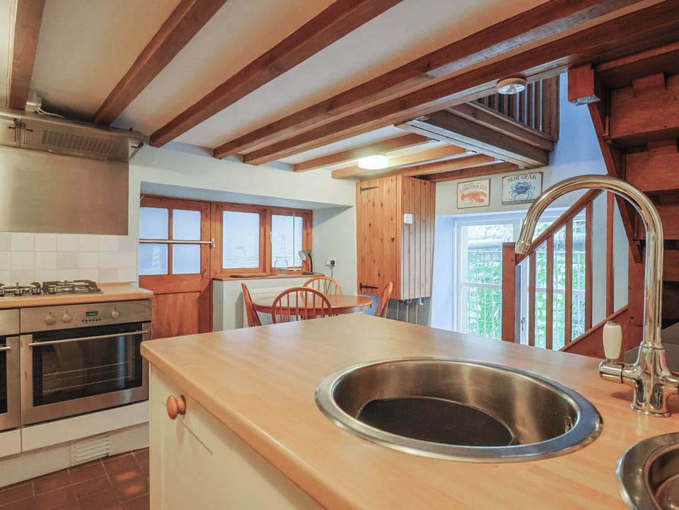 Fridge, dishwasher, electric kettle, toaster