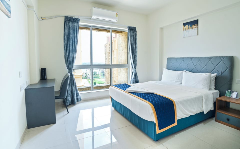 Superior Apartment, 2 Bedrooms | Desk, laptop workspace, soundproofing, iron/ironing board