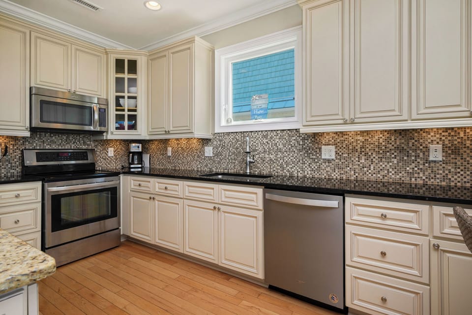 Kitchen - 1st Floor Southeast