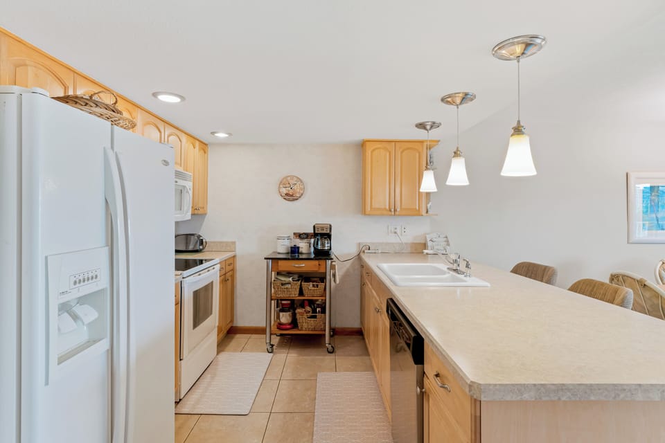 Modern Kitchen w/Small Appliances as Well