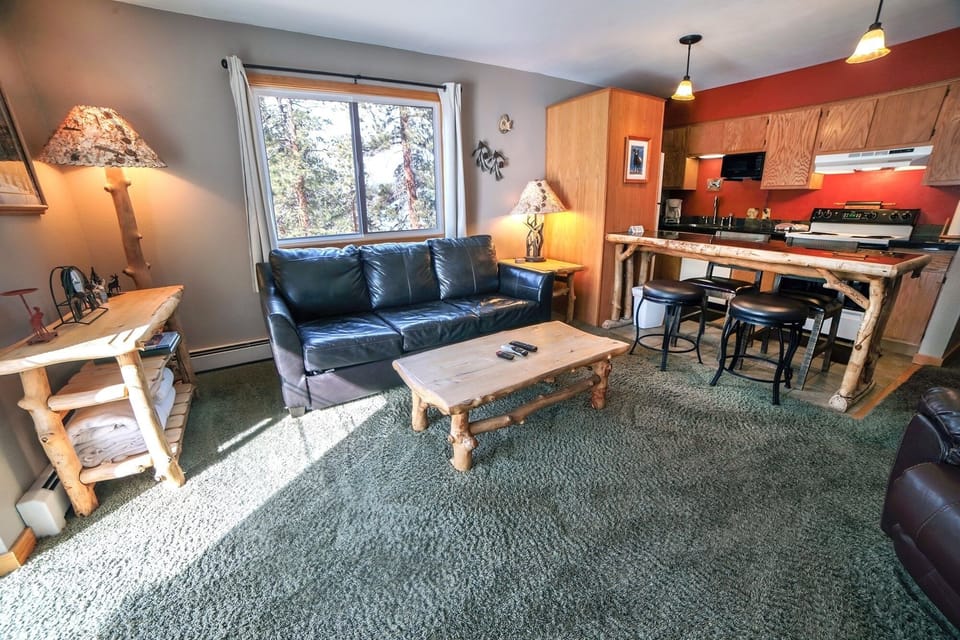 Apartment, 1 Bedroom | Living area