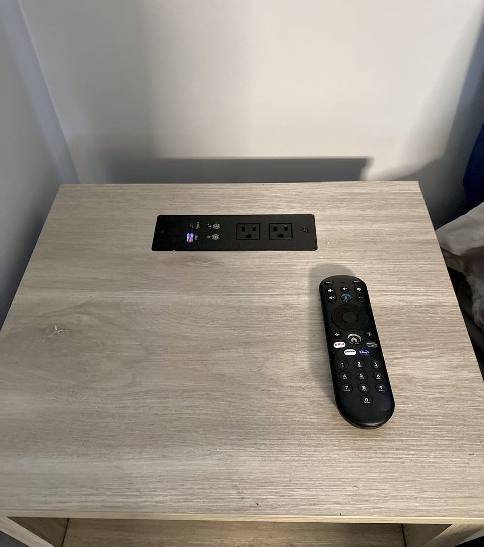 Deluxe Suite, Ensuite (Chicago) | Room amenity