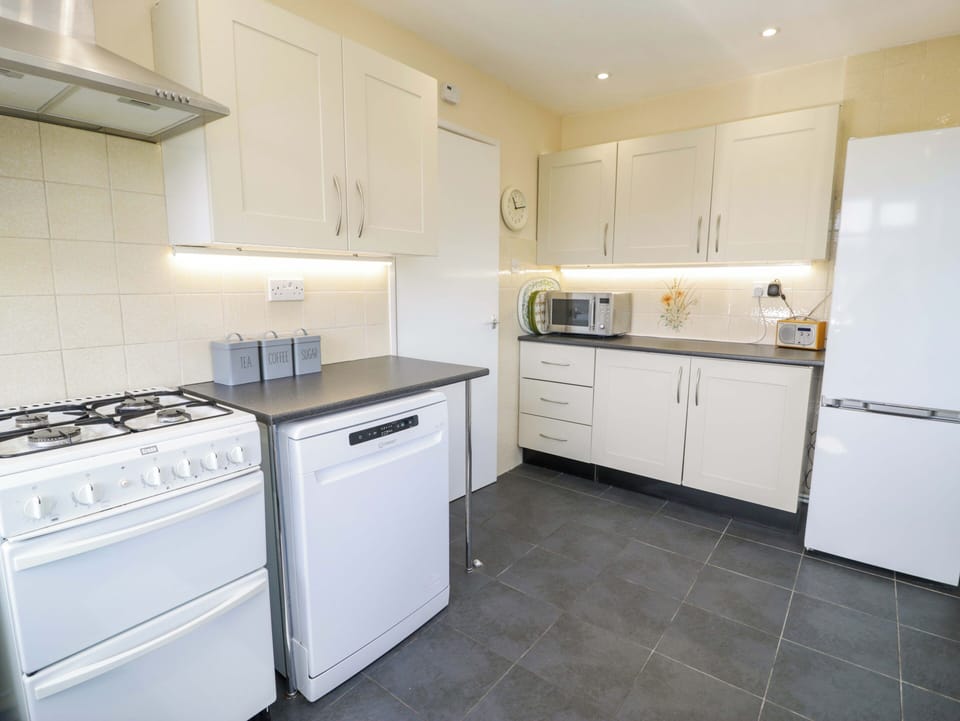 Fridge, dishwasher, electric kettle, toaster