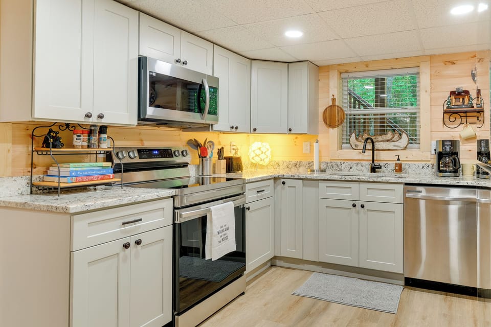 Kitchen | Cooking Basics & Spices | Coffee Maker | Trash Bags & Paper Towels