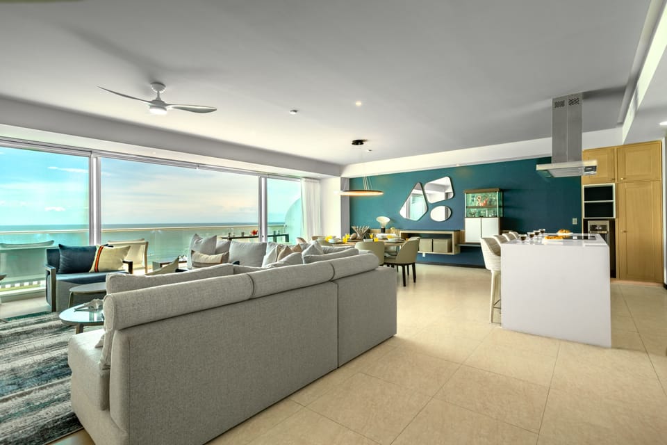Condo - Image 8