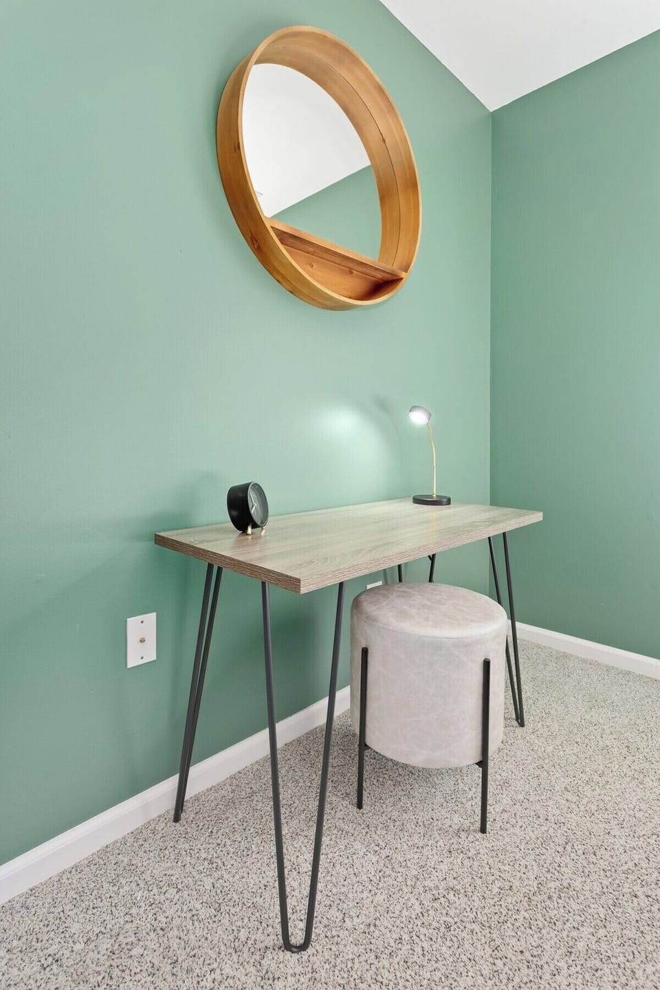 Workspace/vanity in King bedroom