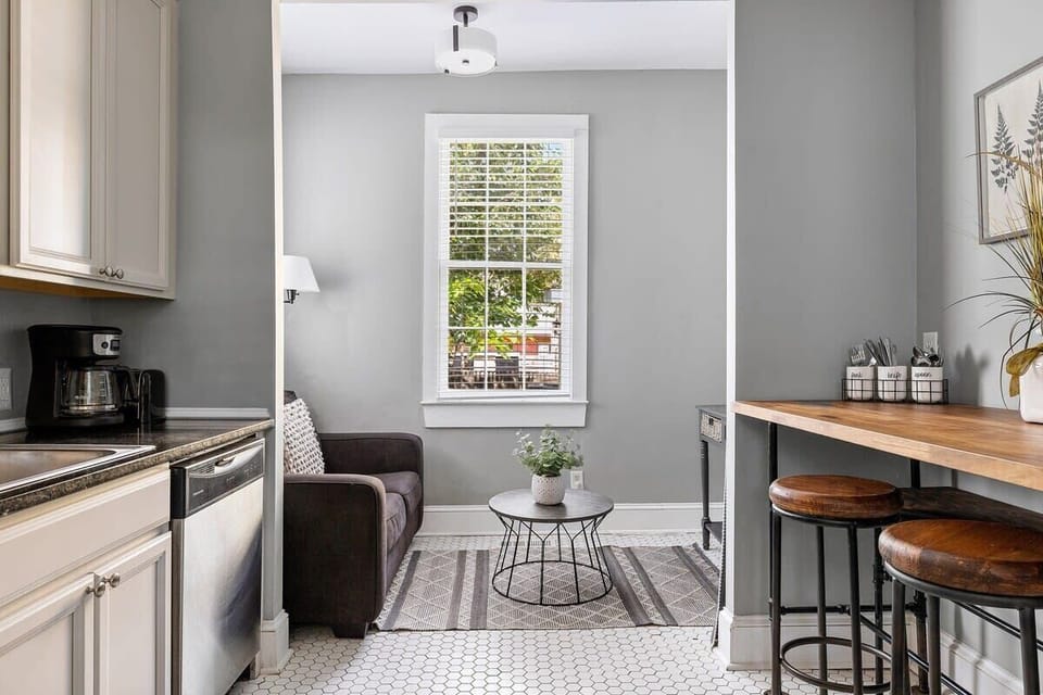 First floor living, kitchen and dining area 