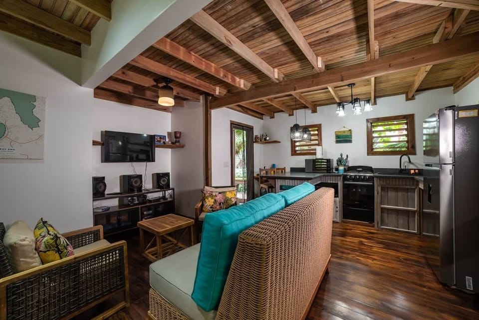 Hottest Sparrow Living Area 2