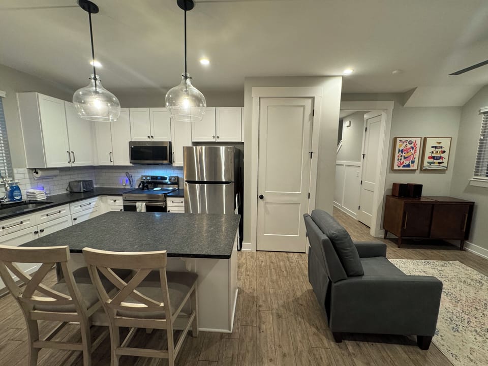 Kitchen and livingroom
