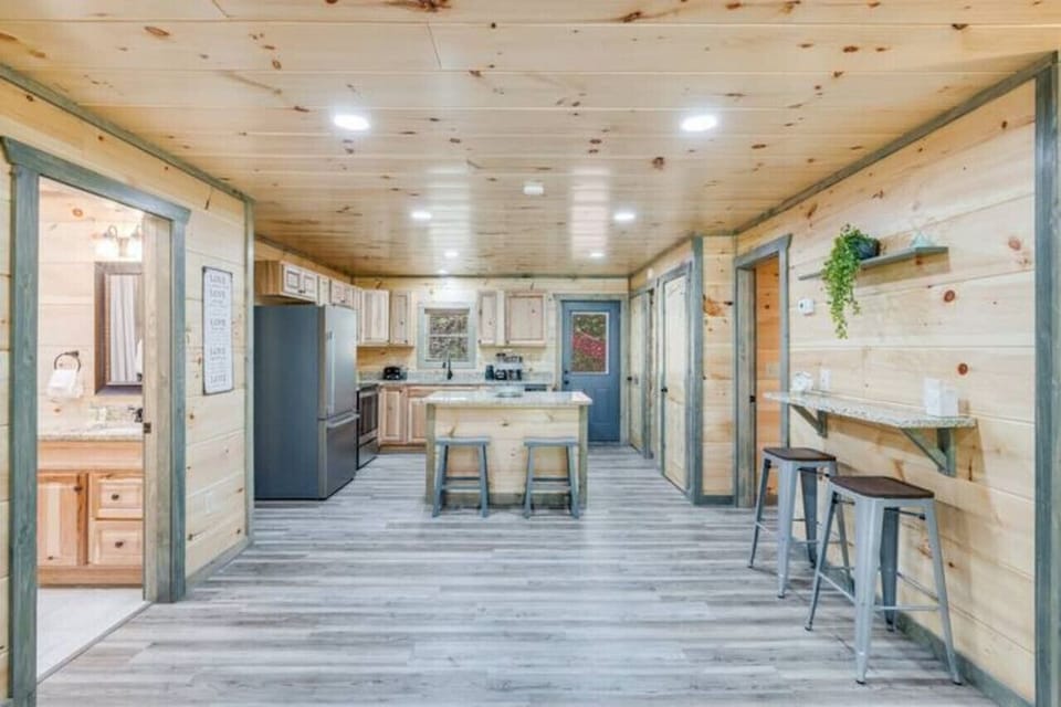 Additional seating in the dining area/kitchen