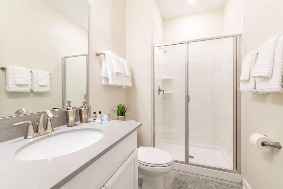 king bathroom