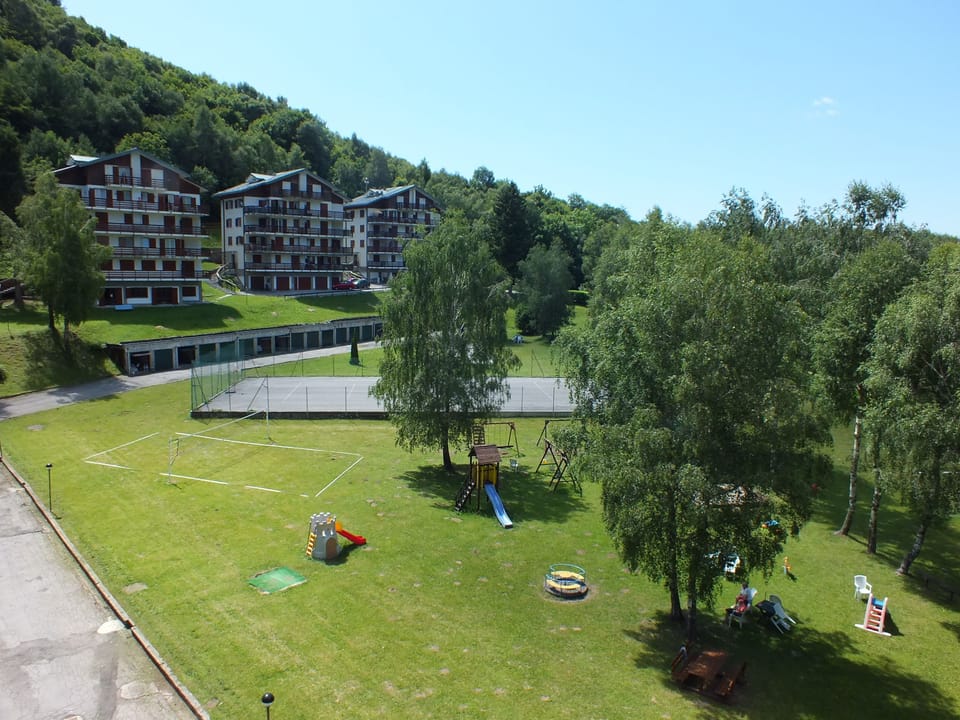 Sport court