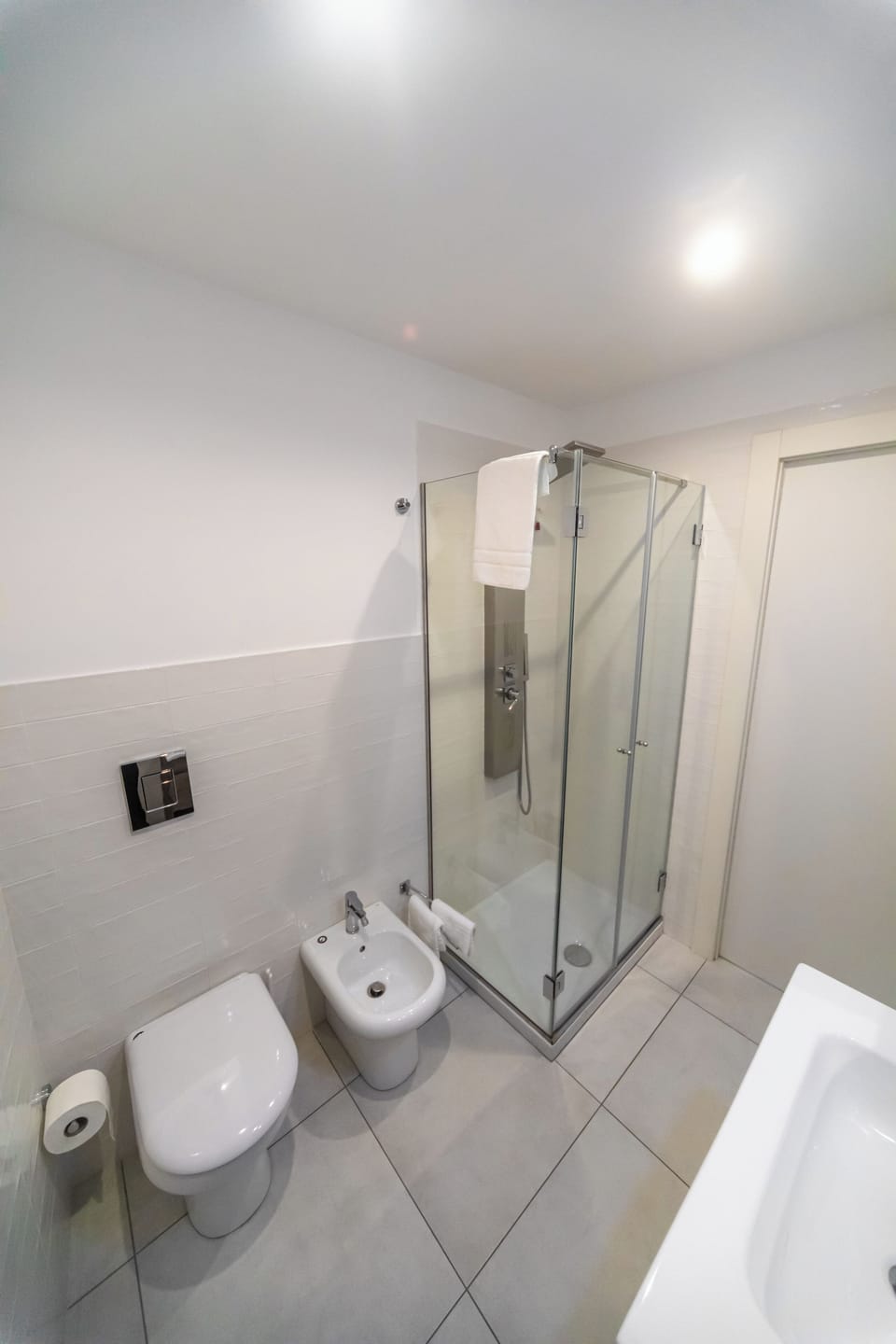 Free toiletries, hair dryer, bidet