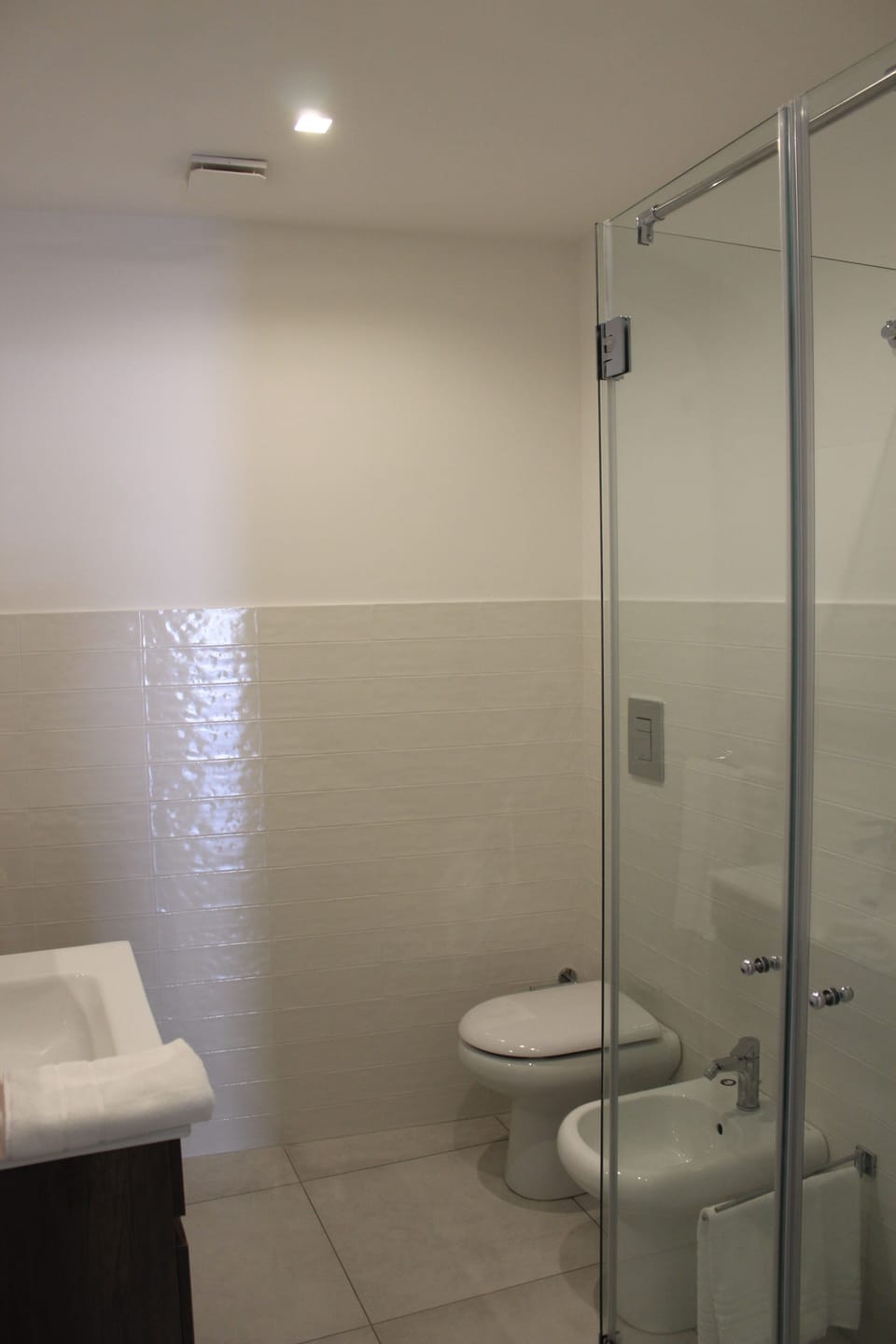 Free toiletries, hair dryer, bidet